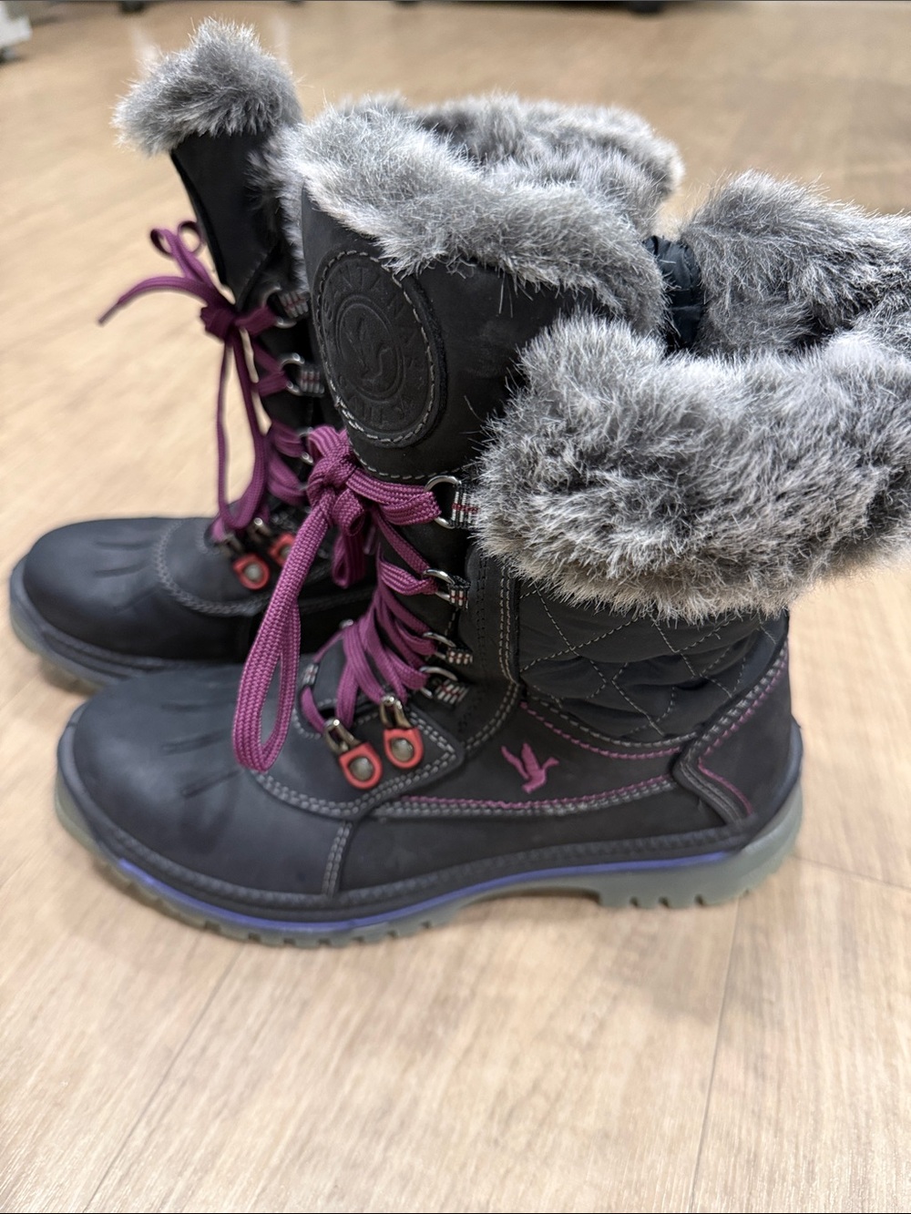 Santana Canada Madeline 2 Black Winter Boots with Gray Faux Fur